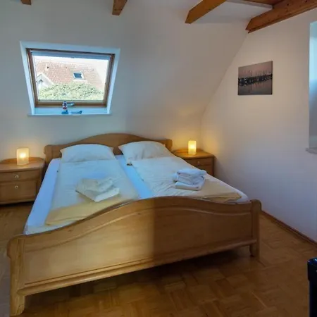 Apartment Ferienwohnung-noerddiek-strandnaehe-meerblick *
